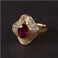 Ladies Ring in Yellow 18K Gold with Diamonds and a synthetic Ruby