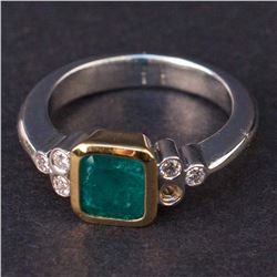 Ladies Ring in White and Yellow 18K Gold with Emerald and Diamonds