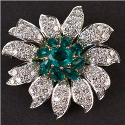 Ladies Flower Brooch in Yellow 14K Gold with Diamonds