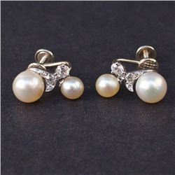 Ladies Earrings in White 14K Gold with Pearls and Diamonds