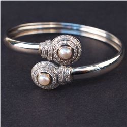 Ladies Bracelet in White 14K Gold with Pearls and Diamonds