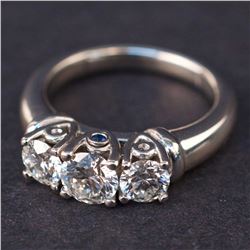 Ladies Ring in Platinum with Diamonds and Sapphire