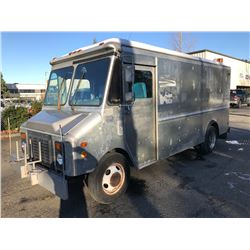 1993 GRUMMAN VAN, WORK VAN, SILVER, VIN # 1GDKP32N4P3500410