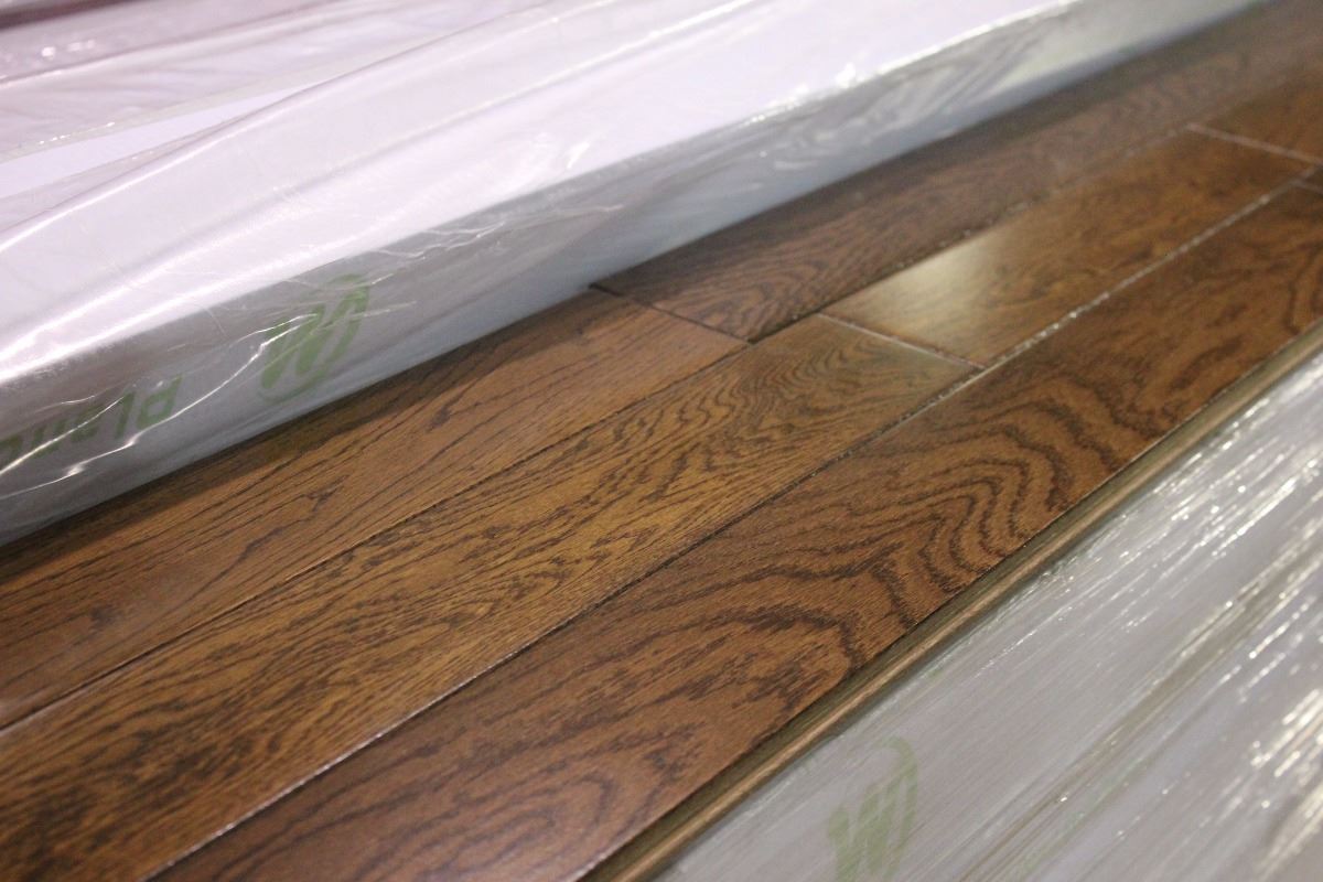 Pallet Of Rocky Mountain Gunstock Russian Oak Solid Wood Hardwood