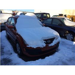 2009 KIA RIO5, 4 DOOR HATCHBACK, ORANGE, VIN # KNADE243596584017