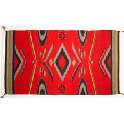 Navajo Serrated Diamond Motif Rug