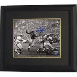 Frank Gifford Signed New York Giants 16X20 Vintage B&W Photo HOF 77 Custom Framed