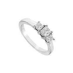 Three Stone Diamond Engagement Ring : 14K White Gold - 1.00 CT Diamonds