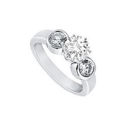 Diamond Engagement Ring : Platinum - 0.50 CT Diamonds