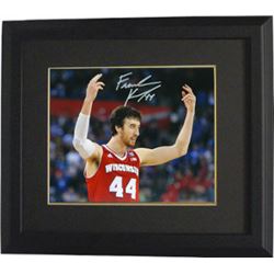 Frank Kaminsky Signed Wisconsin Badgers 8X10 Photo Custom Framed (Arms Raised Red Jersey)