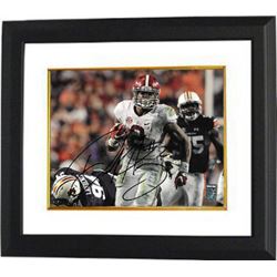 Derrick Henry Signed Alabama Crimson Tide 8X10 Photo Custom Framed #2 (Horizontal Run Vs Auburn)- He