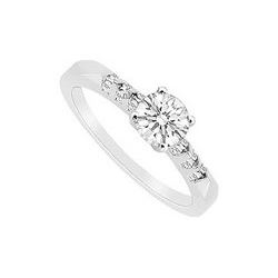Diamond Engagement Ring : 14K White Gold - 0.75 CT Diamonds