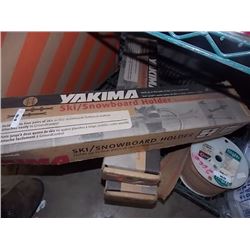 YAKIMA SKI/SNOWBOARD HOLDER