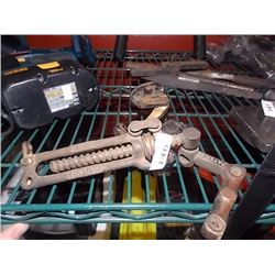 VINTAGE HARDWARE - 2 PC