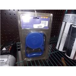 NEW RETRACTABLE DOG LEASH - 2 PER LOT - SMALL DOG