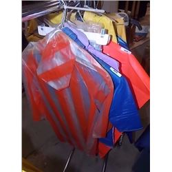 NEW CHILDS RAIN COATS - 6X - 3 TTL