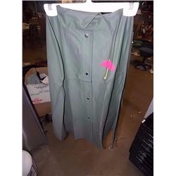 ADULT RAIN PONCHO - DARK GREEN