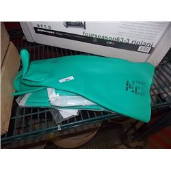 LOT OF 3 PAIR SOL-VEX GLOVES - NEW