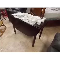 ROUND WOOD DROP LEAF DINING TABLE