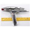 Image 13 : STAR TREK INTO DARKNESS (2013) - SFX Electronic Starfleet Phaser