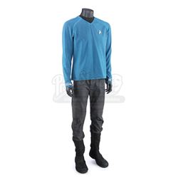 STAR TREK INTO DARKNESS (2013) - Dr. 'Bones' McCoy's Enterprise Sciences Uniform