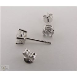 14K WHITE GOLD DIAMOND STUD EARRINGS