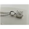 Image 2 : 14K WHITE GOLD DIAMOND SOLITAIRE PENDANT WITH CHAIN