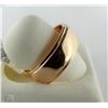 Image 2 : 10K ROSE GOLD GENTS BAND