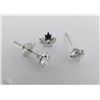 Image 1 : 14K WHITE GOLD DIAMOND STUDS EARRINGS