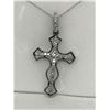 Image 2 : #1-14K WHITE GOLD DIAMOND CROSS PENDANT NECKLACE