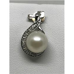 #16-STERLING SILVER PEARL & DIAMOND PENDANT