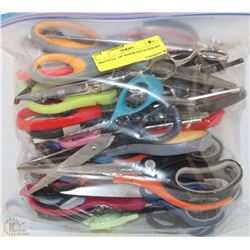 BAG OF ASSORTED SCISSORS