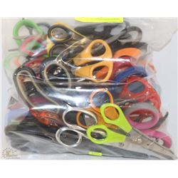 BAG OF ASSORTED SCISSORS