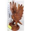Image 1 : WOODEN EAGLE STATUE
