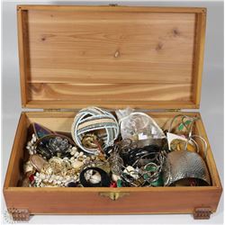 JEWEL BOX FULL OF COSTUME JEWELRY