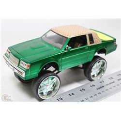 JADA #90893 SCALE 1/24 1987 BUICK REGAL DIE CAST