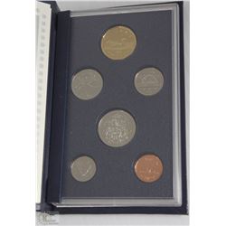 1993 CANADA SPECIMEN SET WITH CASE AND SLEEVE