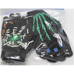 6 PACK OF GLOW IN THE DARK GLOVES