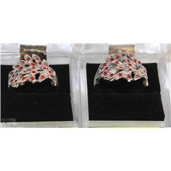 LOT OF 2 WOMENS FASHION RINGS