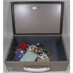 HEAVY DUTY SAFE WITH KEYS