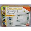 Image 1 : DRESSMAKER SEWING CENTER INCL 100PC ACCESS.KIT