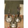 Image 1 : LOT OF 3 VINTAGE COLEMAN LANTERNS