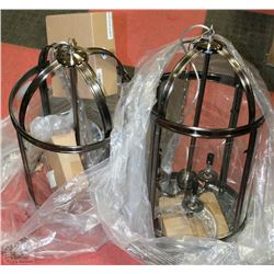 PAIR OF HANGING LIGHT FIXTURES