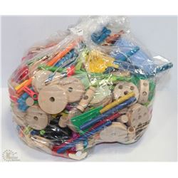 VINTAGE LARGE BAG OF TINKER TOYS