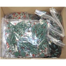 BOX OF MINIATURE STRING LIGHTS INCL CLEAR AND