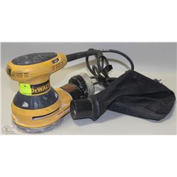 DEWALT SANDER