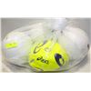 Image 1 : 6) 4-ASICS VOLLEYBALLS