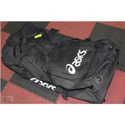 4) ASICS BLACK BRAND NEW ROLLING HOCKEY BAG