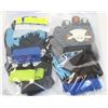 Image 1 : 6 PACK OF GLOW IN THE DARK CHILDRENS GLOVES