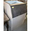 Image 1 : 350LB ICE BIN